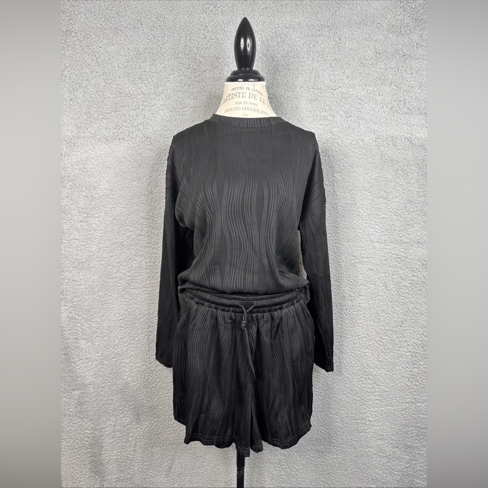 NWT ZAFUL Womens Black Textured Lounge Set Long Sleeve Top & Short Sz M NWT